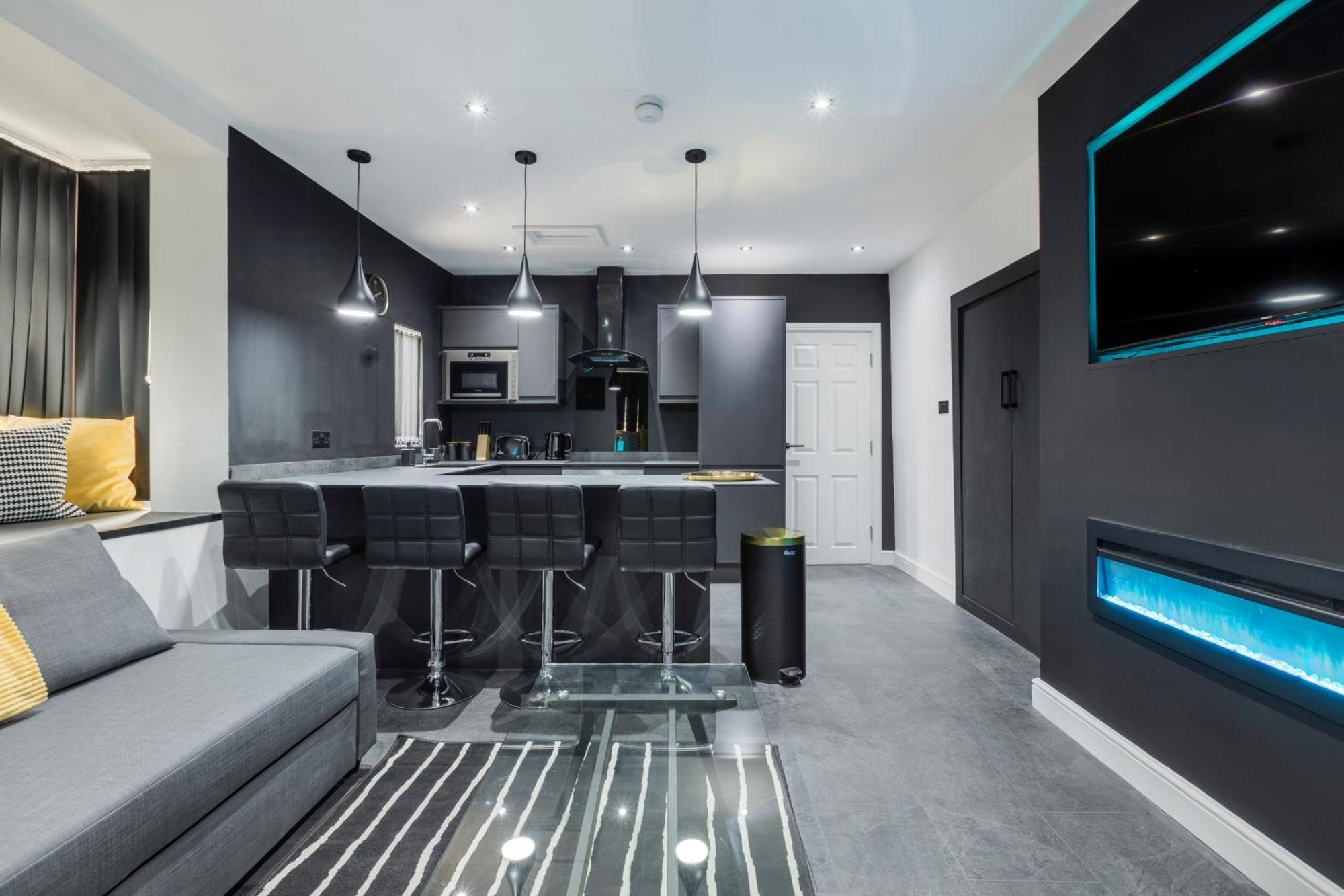 Two Bed Modern Apartment 5Min Walk To Town Centre With Free Parking ! Under New Management بلاكبول المظهر الخارجي الصورة