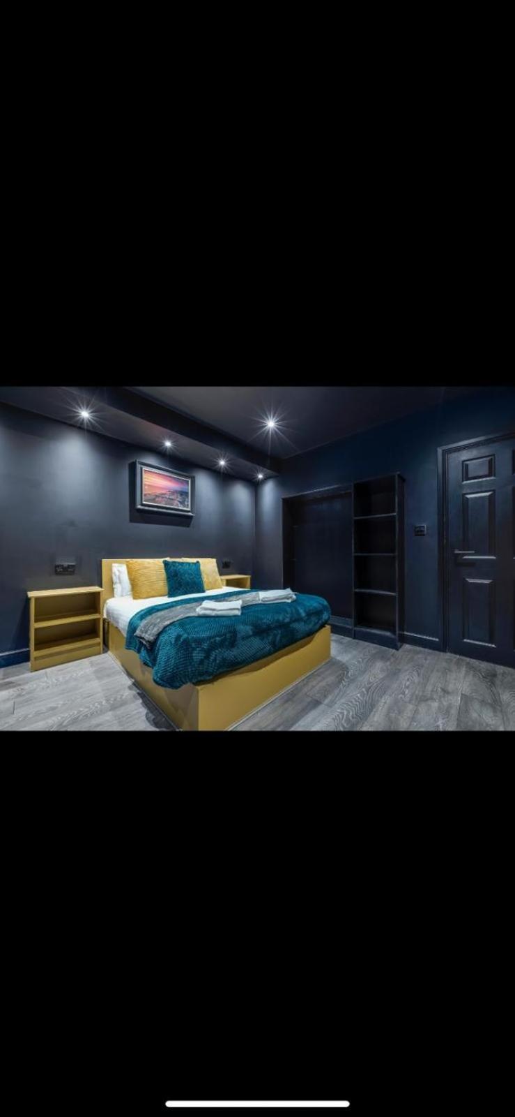 Two Bed Modern Apartment 5Min Walk To Town Centre With Free Parking ! Under New Management بلاكبول المظهر الخارجي الصورة