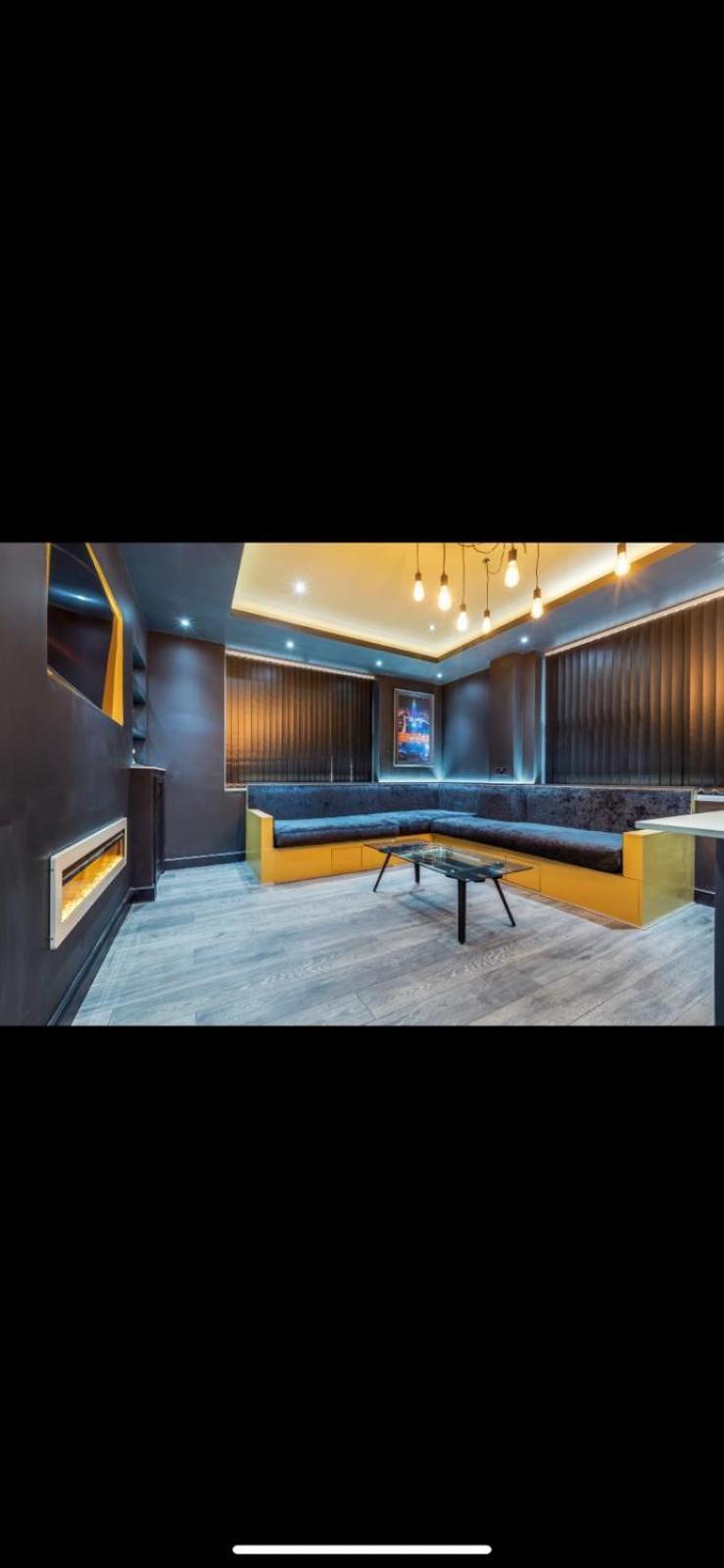 Two Bed Modern Apartment 5Min Walk To Town Centre With Free Parking ! Under New Management بلاكبول المظهر الخارجي الصورة